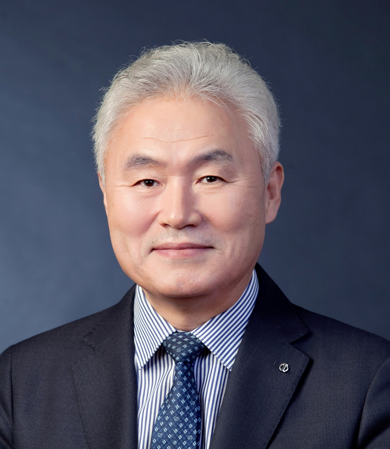강기훈 사진