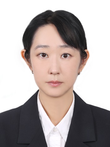 이정윤(Lee, Jeong-youn) 사진