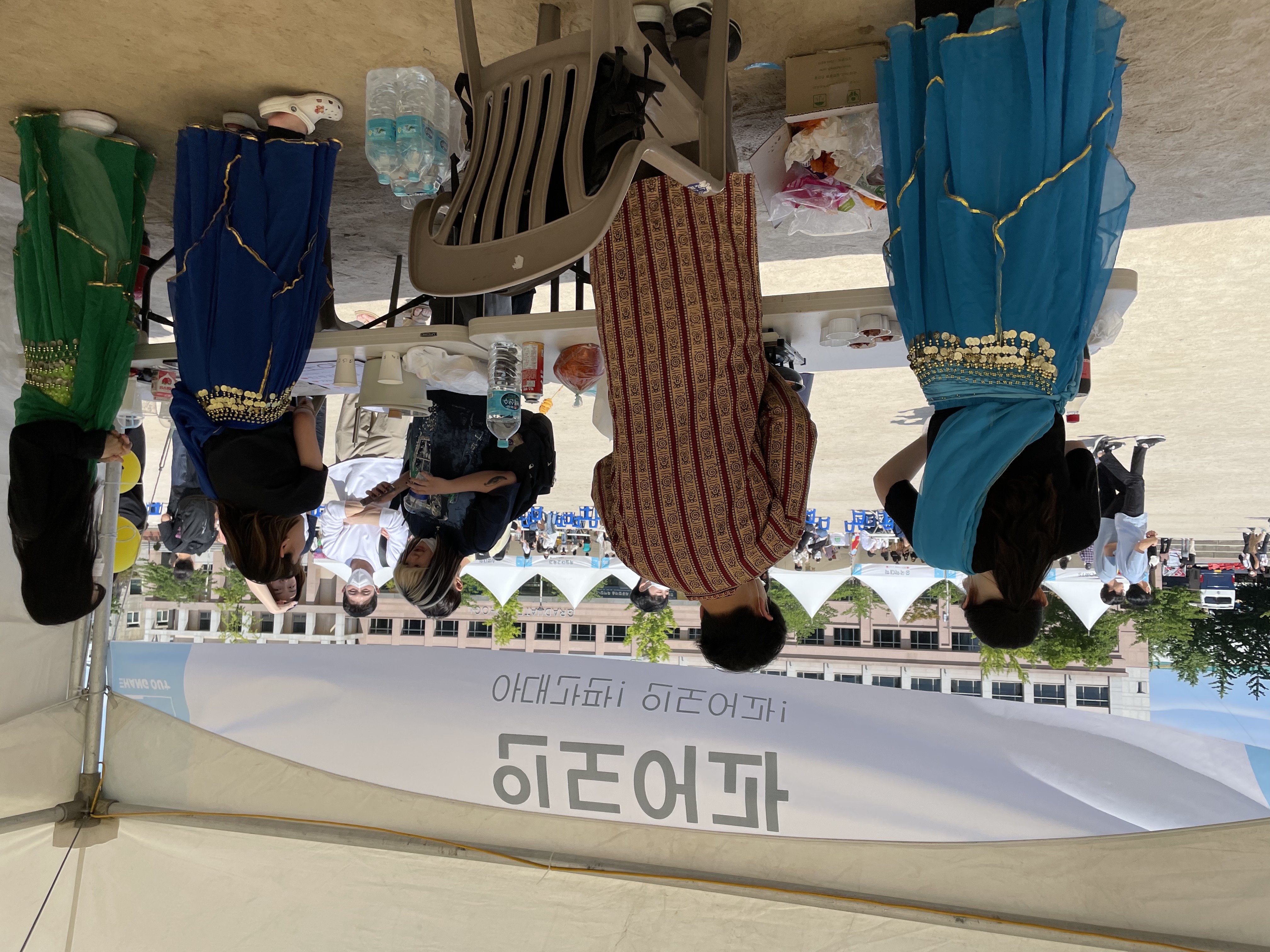 220526~220527 한국외대 Hang out: 인도어과 부스 대표이미지