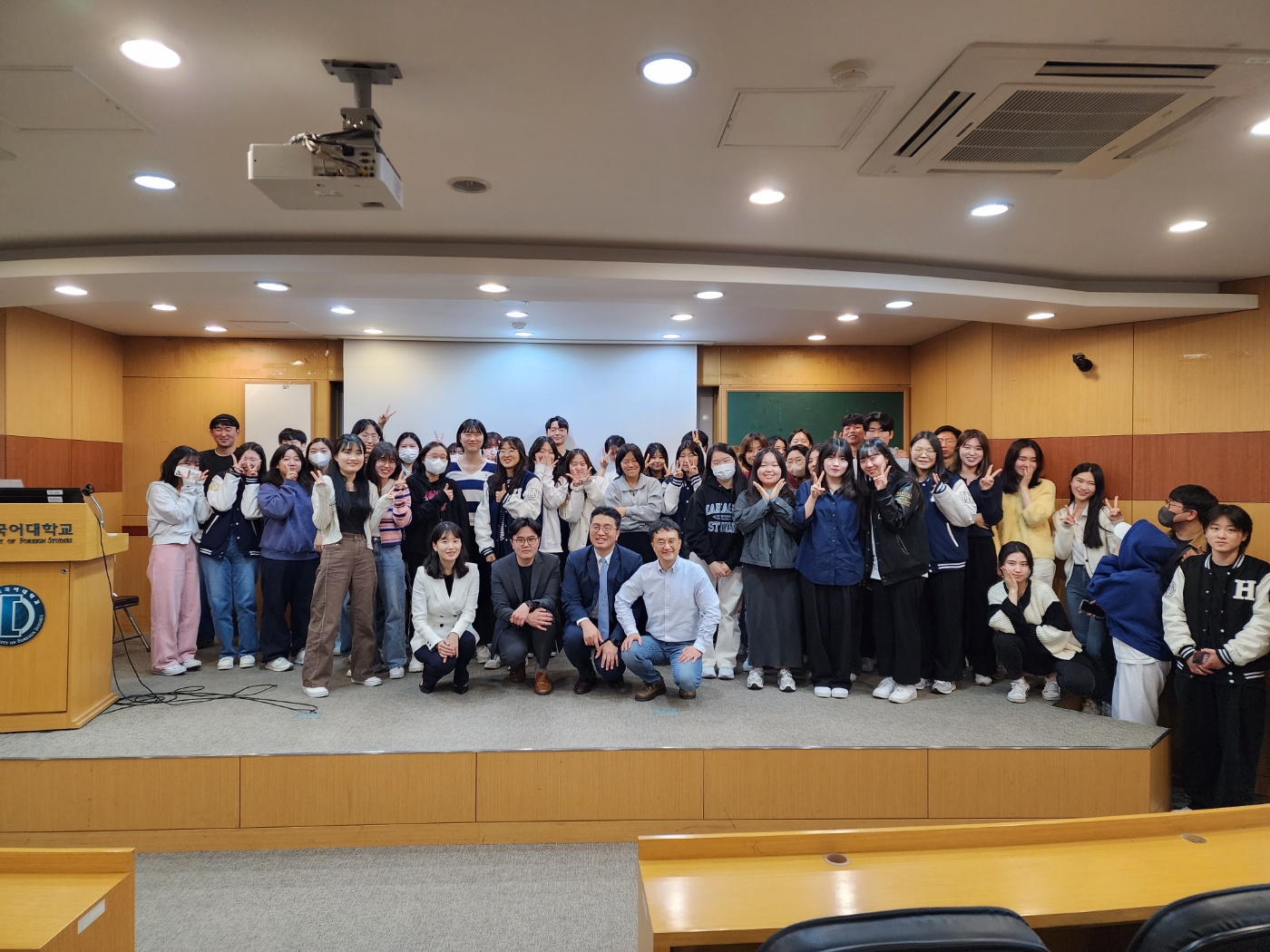 4월 26일 인도 동문 지역전문가 특강 대표이미지