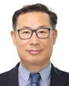 김윤태 사진